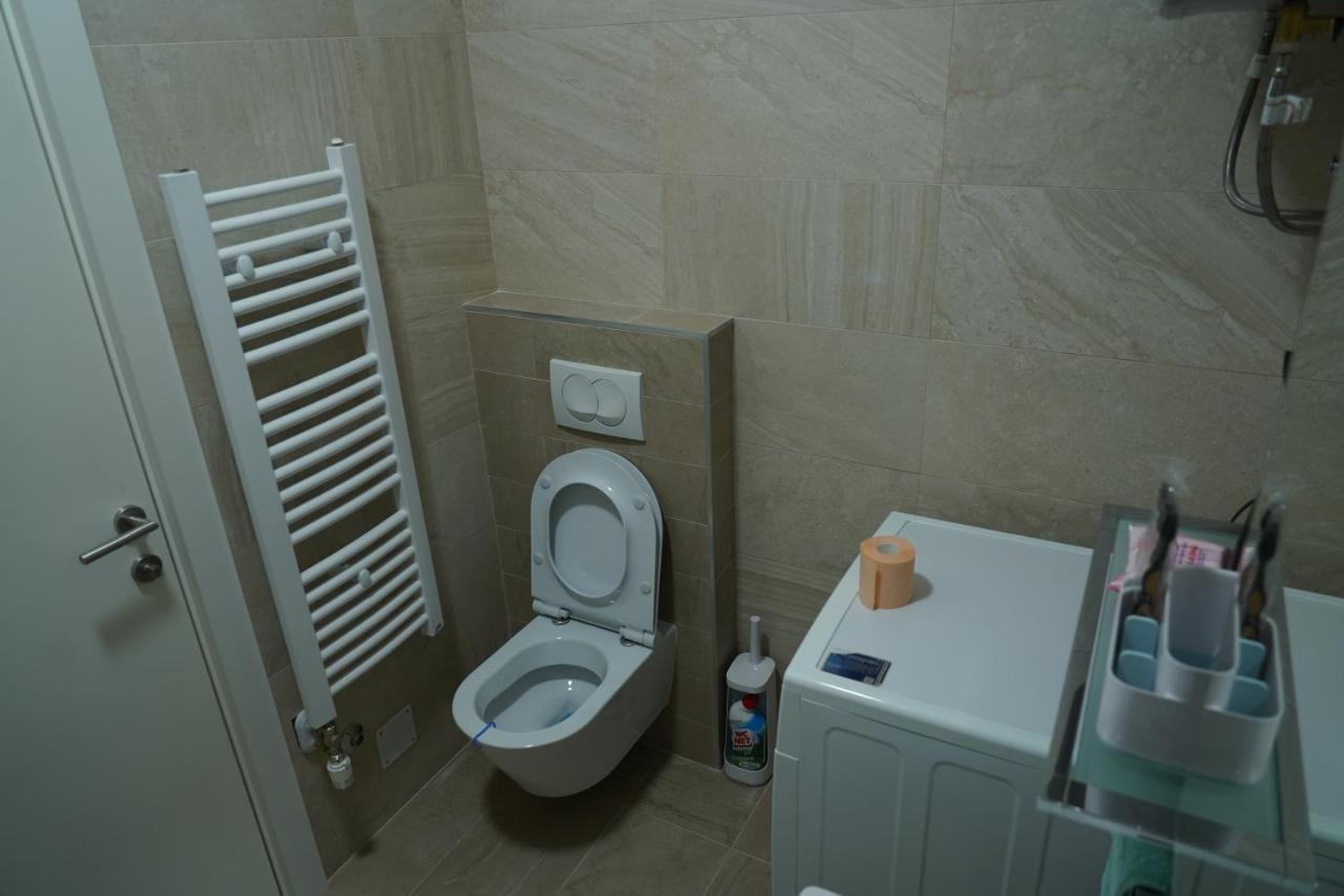 באניה לוקה Jackey Apartment מראה חיצוני תמונה