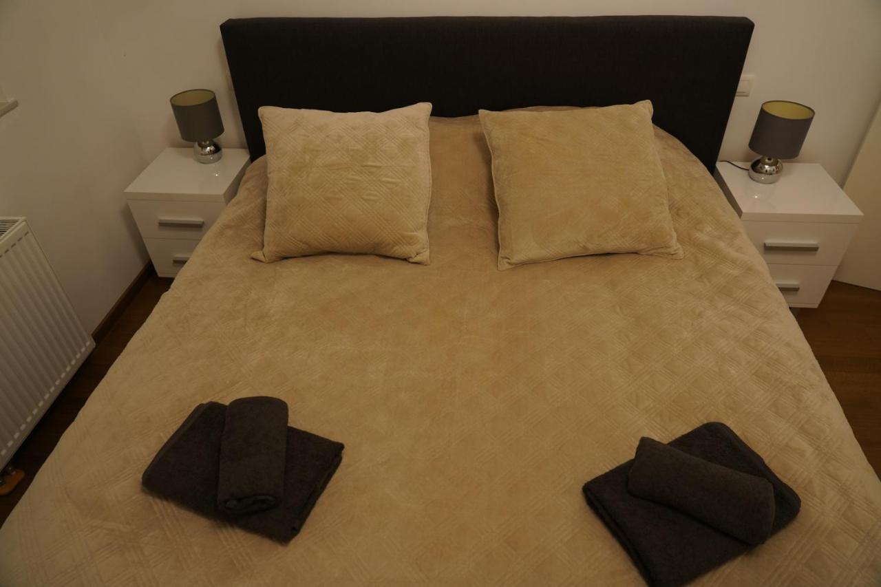 באניה לוקה Jackey Apartment מראה חיצוני תמונה